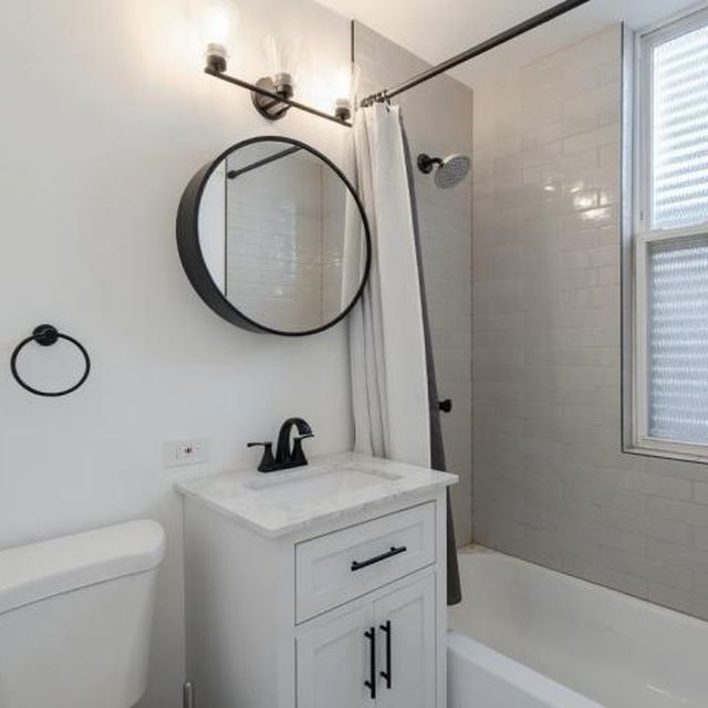 1311 W. Ohio St.: After · bath