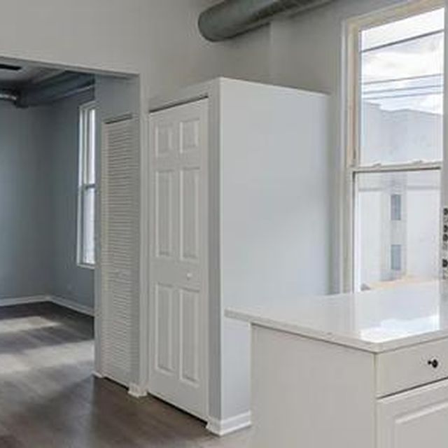 815 N. Fairfield Ave.: Kitchen · 2025