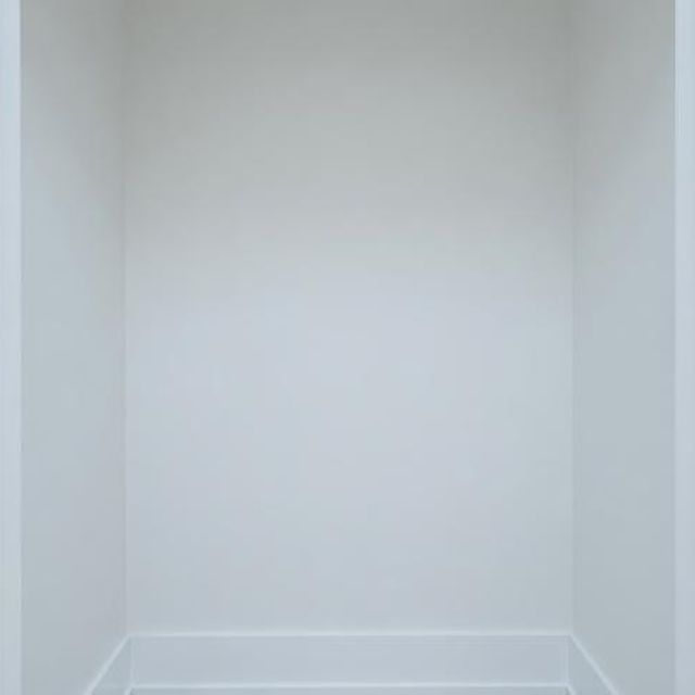 944 N. Damen Ave.: After · hallway
