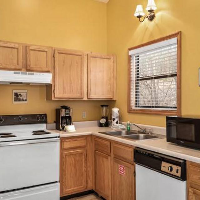 4501 Donna Allen Way: Before · kitchen
