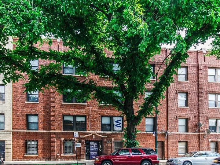 3249–51 N. Damen